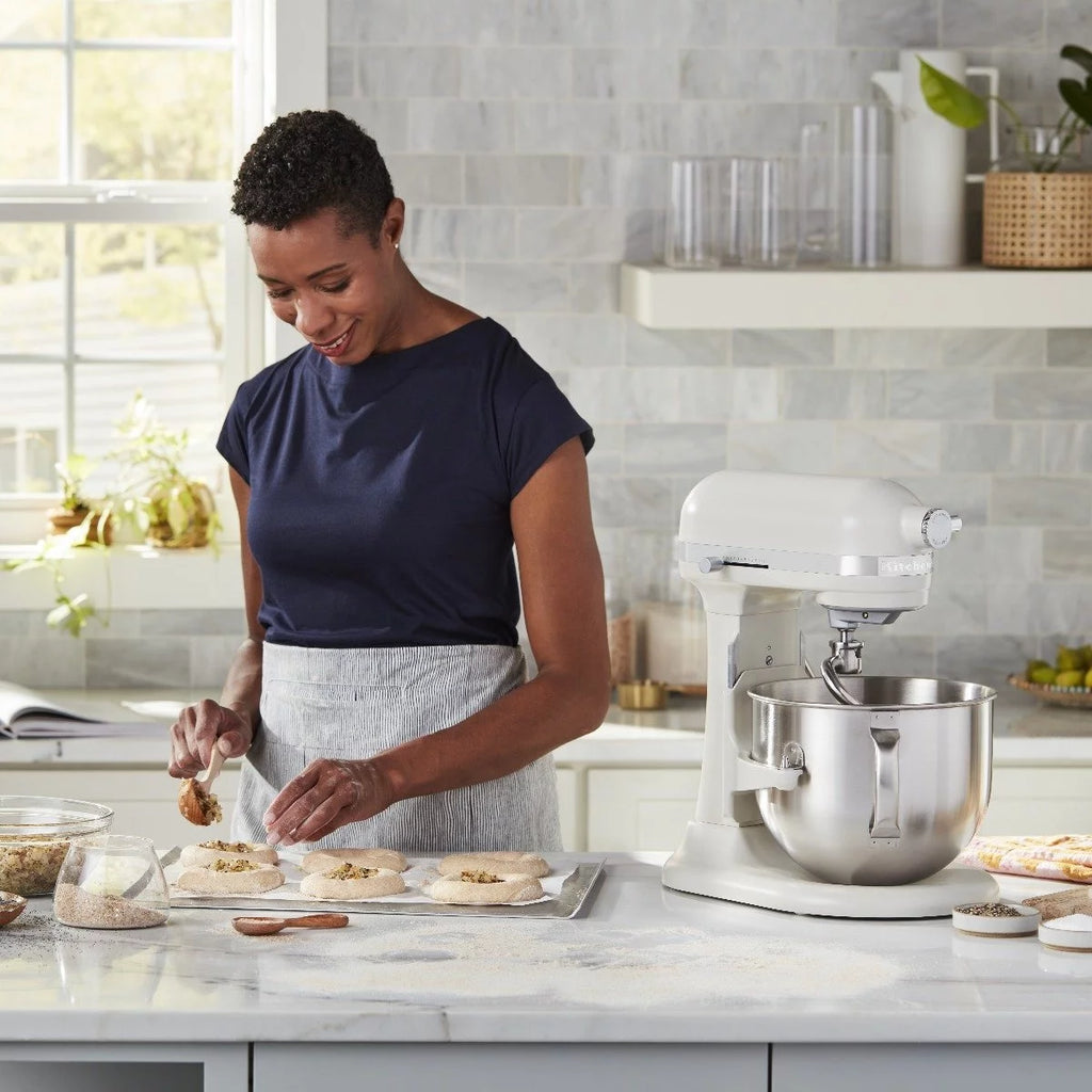 7-Quart Bowl-Lift Stand Mixer F657131