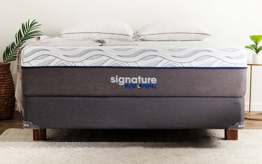 Queen Plush Standard Mattress Set N3352