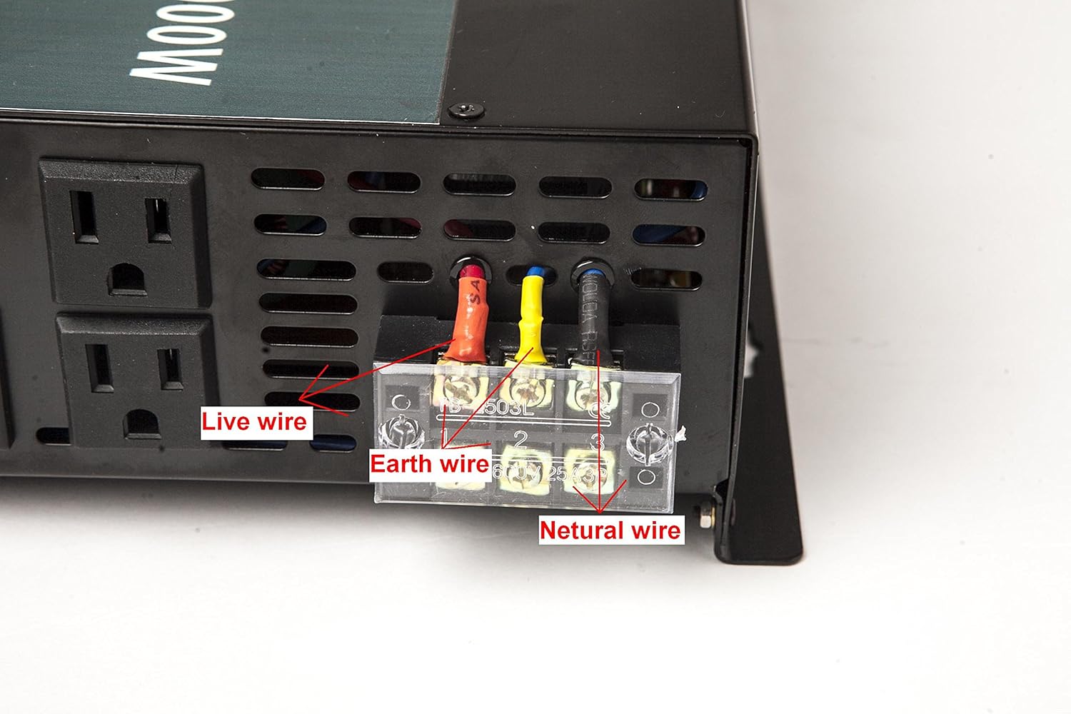 3500W 12V Black Power Inverter F755598