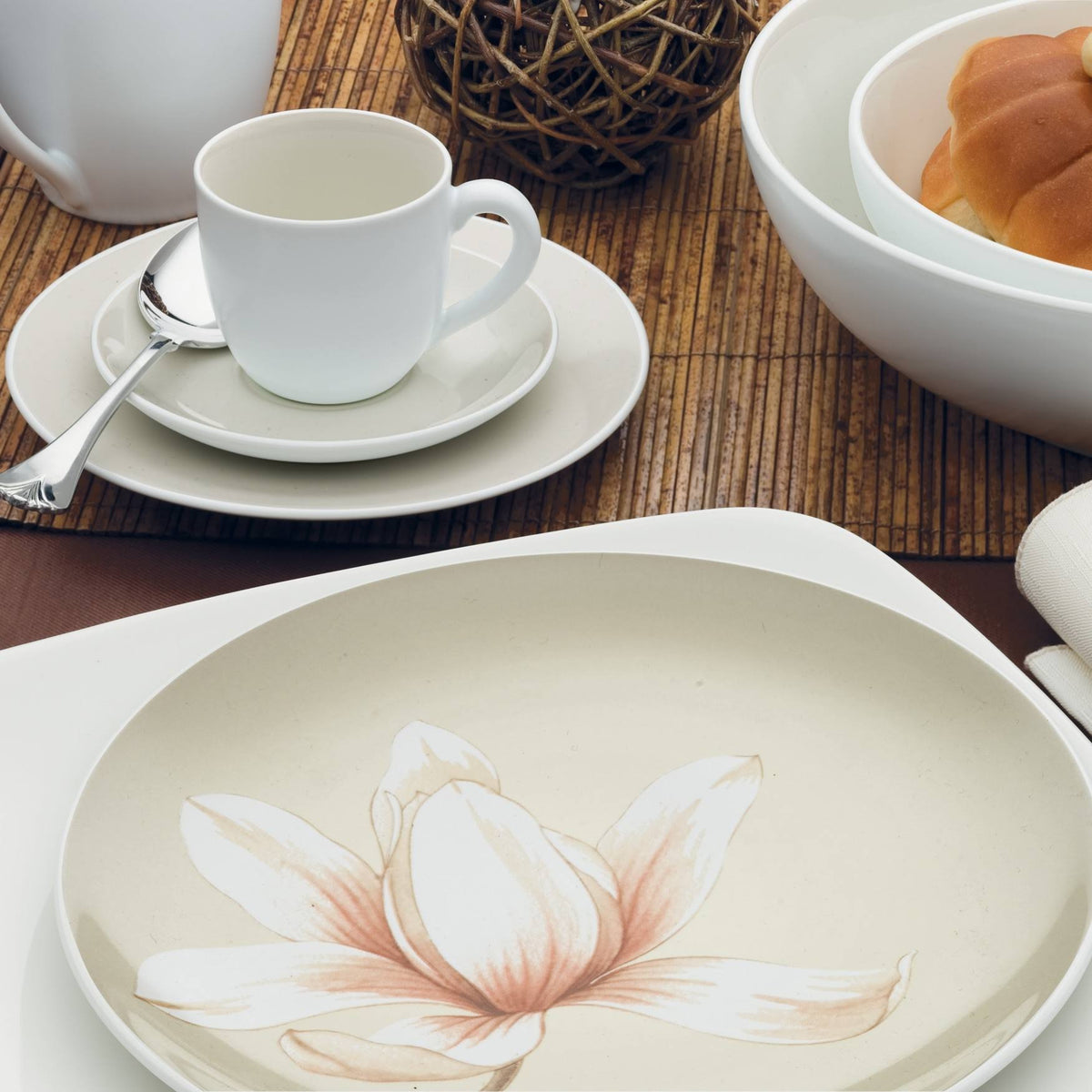 White Pitcher N1143