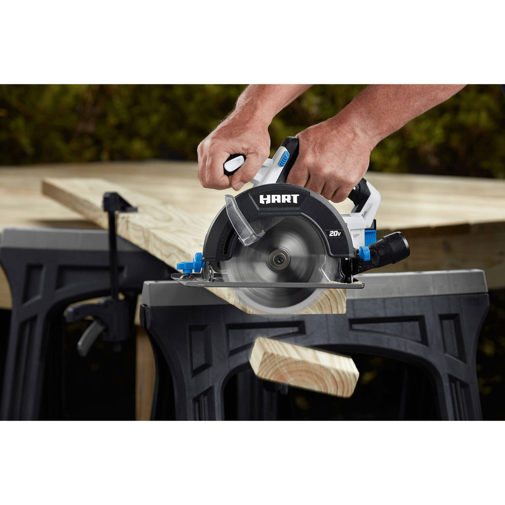 20V Cordless 6.5-Inch Circular Saw D73854