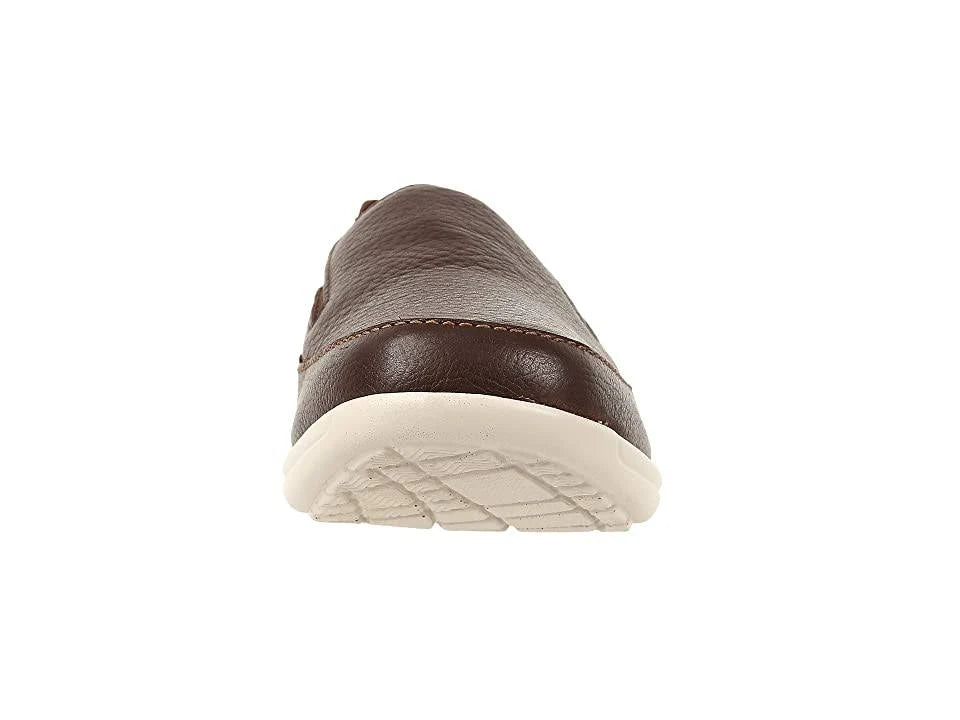 Weekender Shoes 9.5 Medium A755910